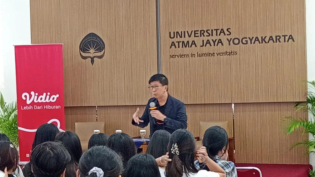 CEO Vidio Sutanto Hartono