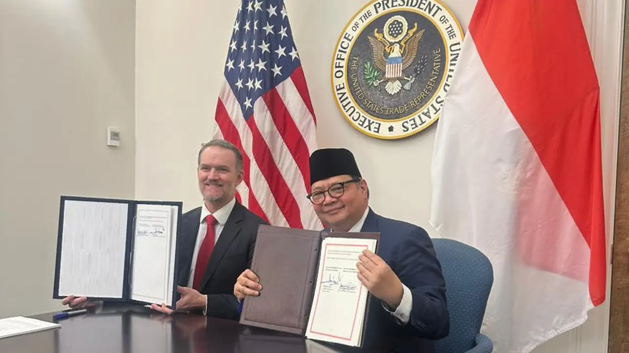 Menteri Koordinator Bidang Perekonomian, Airlangga Hartarto dalam Penandatanganan Perjanjian Perdagangan Timbal Balik Indonesia-AS, 19 Februari 2026. (Istimewa)
