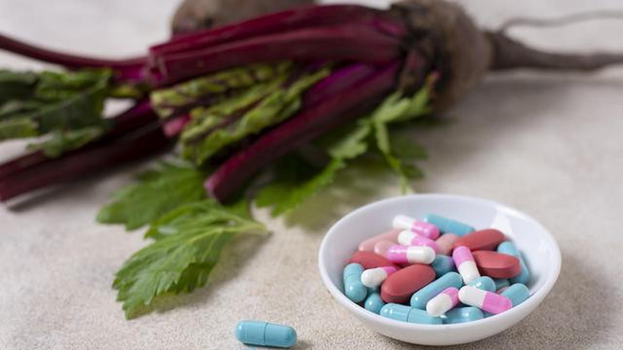 Obat Berbahan Alami Tetap Wajib Ikuti Pedoman Medis dan Regulasi Distribusi