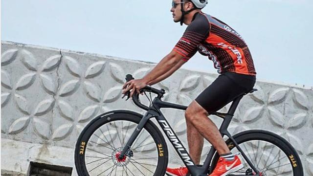 Hans Hosman Pemeran Haris Si Bos Galak di Mega Series Suara Hati Istri: Anjani