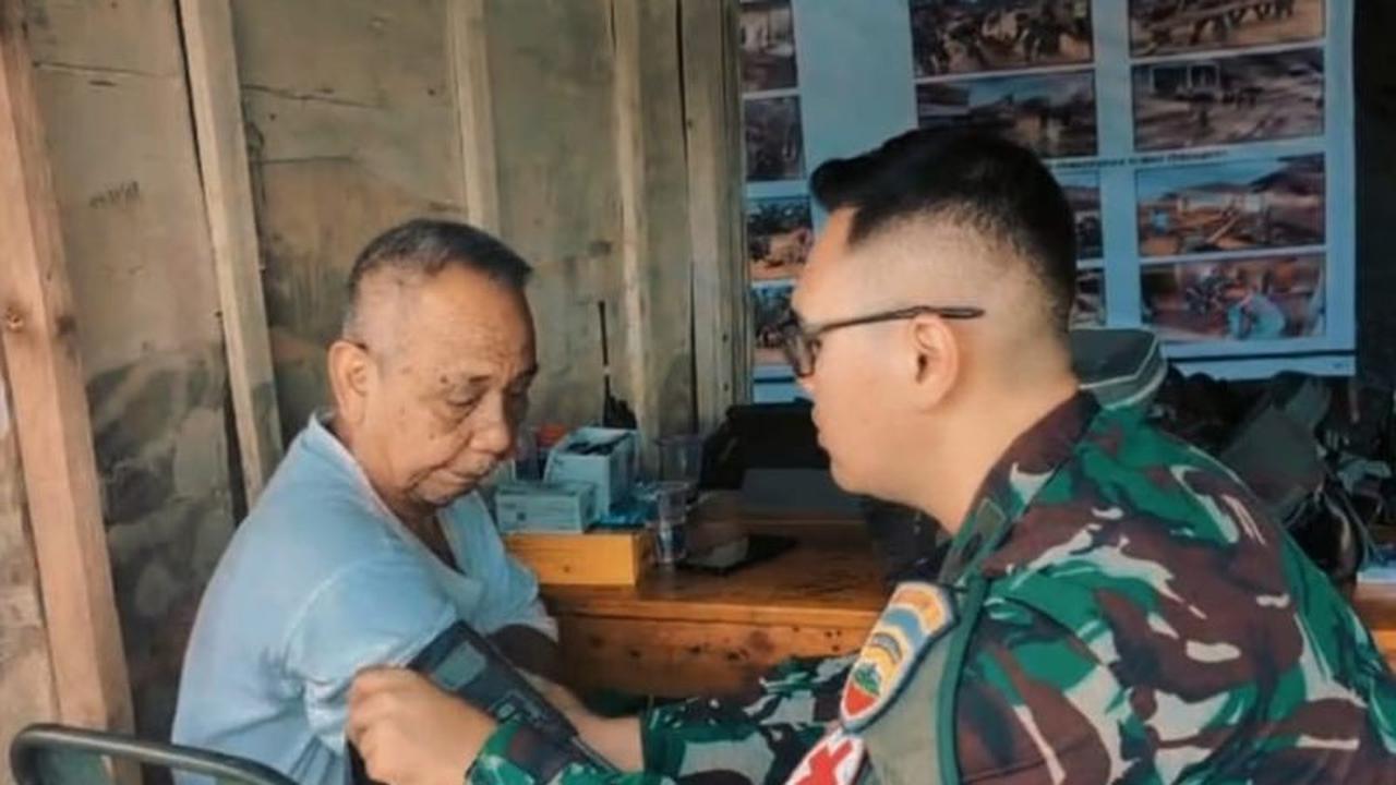 TNI Intensifkan Pelayanan Kesehatan bagi Korban Bencana di Sumut