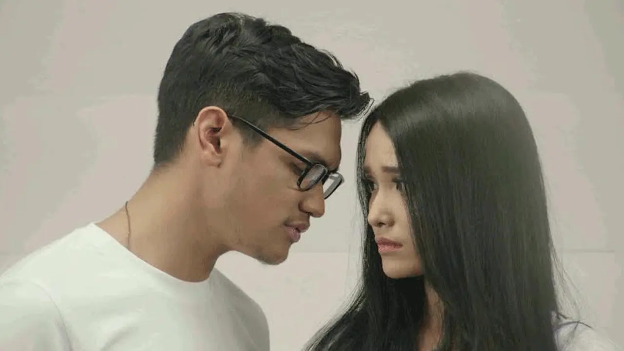 Afgan-Adila Fitri