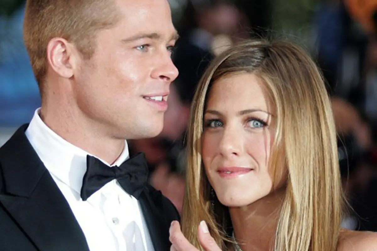 Brad Pitt dan Jennifer Aniston kembali dekat. (AFP/Bintang.com)