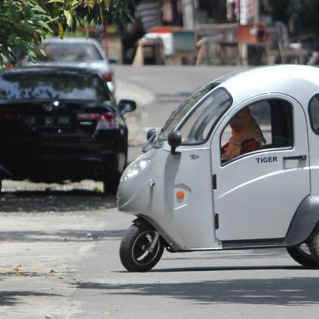 Kendaraan Spesial Buat Emak Emak Bajaj Tvs Dan Tiger Roda Tiga Otomotif Liputan6 Com