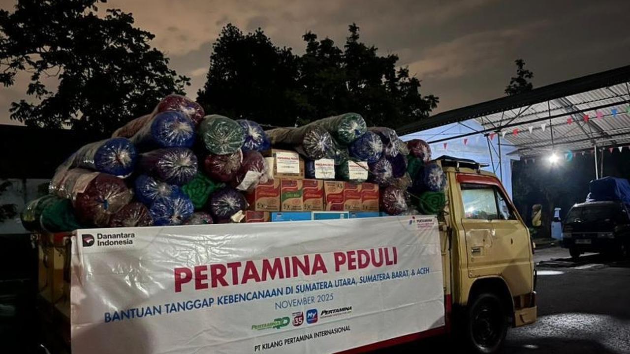 Kilang Pertamina Internasional Salurkan Bantuan Kemanusiaan untuk Korban Banjir dan Longsor di Sumatera