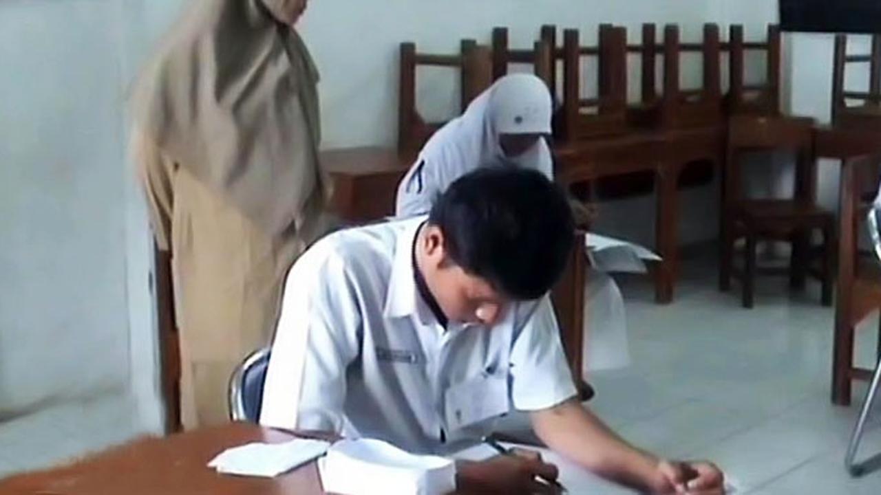 (Lip6siang) TUNA NETRA UN 