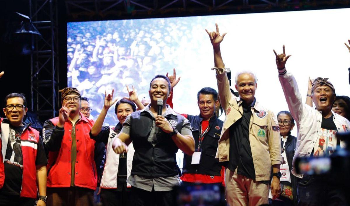 Ganjar mengatakan, internet gratis menjadi fasilitas untuk pelajar dan anak muda yang sedang mengembangkan ekonomi kreatif.&nbsp;<br>