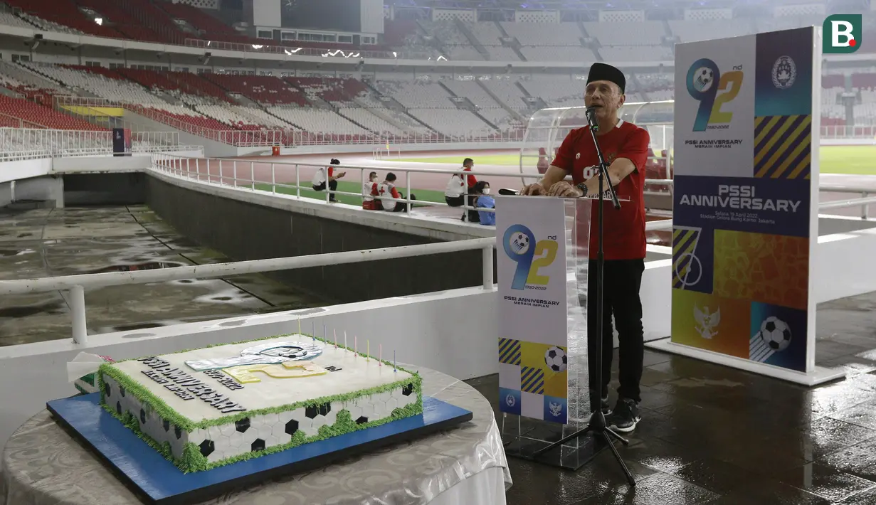 Ketua Umum PSSI, Mochamad Iriawan dalam sambutannya menekankan fokus PSSI saat ini adalah pembinaan sepak bola di usia dini serta menyukseskan event Piala Dunia U-20 pada tahun 2023 yang melibatkan Timnas Indonesia U-20. (Bola.com/M Iqbal Ichsan)