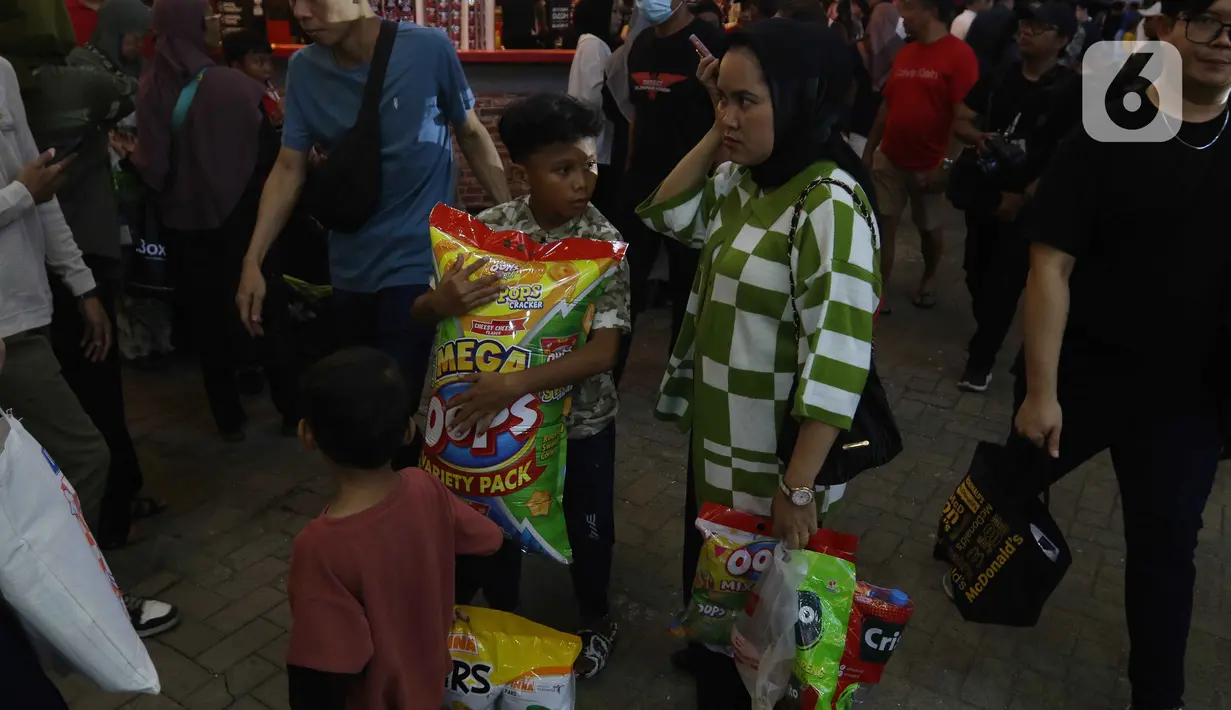 Pameran multi produk ini bakal dilangsungkan selama 33 hari hingga 14 Juli 2024. (Liputan6.com/Herman Zakharia)