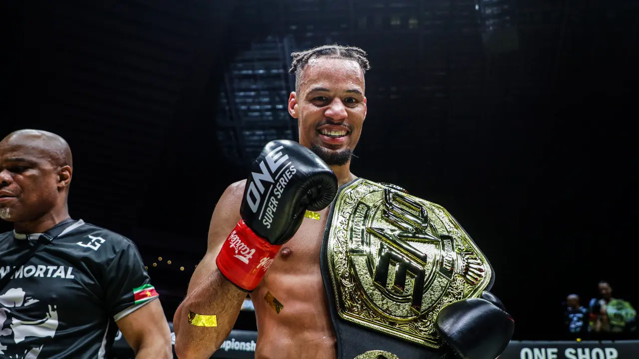 Kalahkan Sadikovic, Eersel Pertahankan Gelar Juara Dunia ONE Lightweight Kickboxing