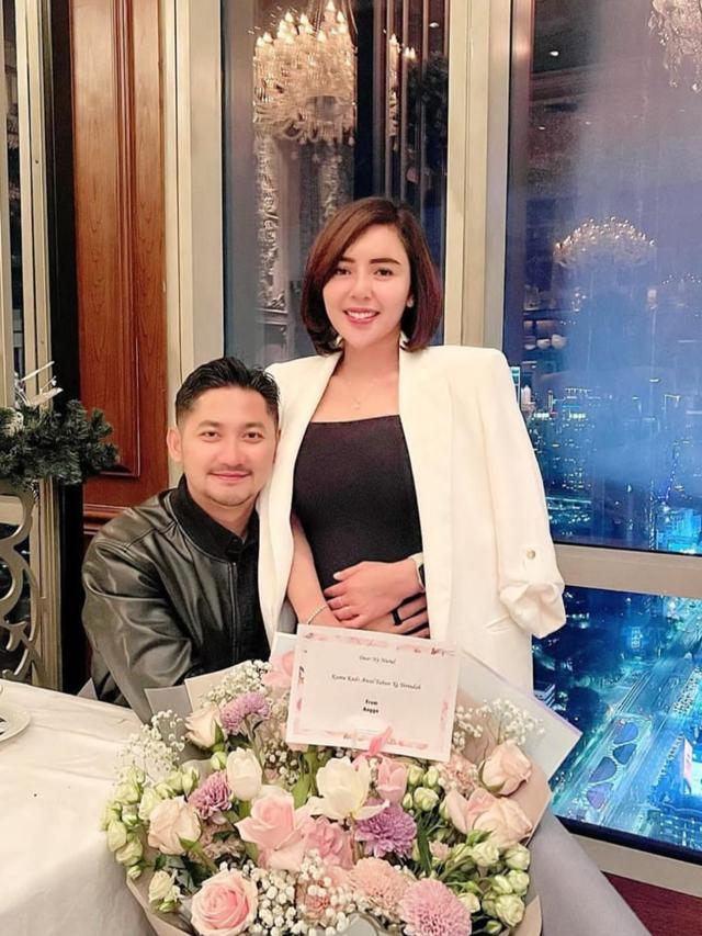 Bridal Shower Nurul Calon Istri Angga Wijaya