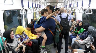 MRT Jakarta Mulai Berbayar