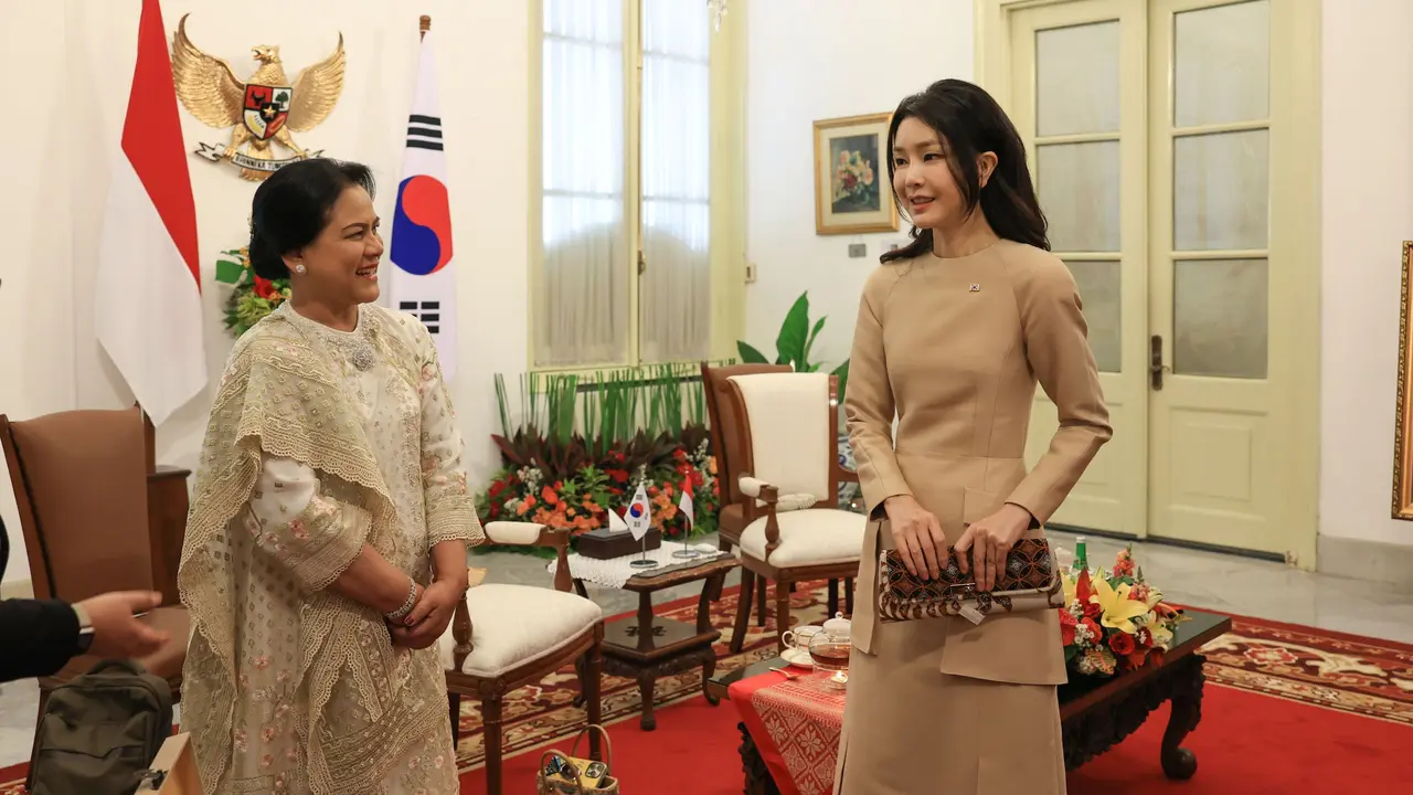 Kim Keon Hee dan Ibu Negara Iriana