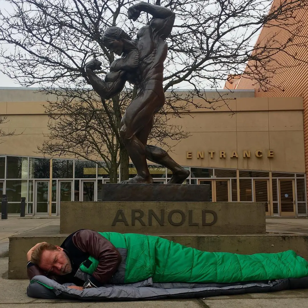 Arnold Schwarzenegger dikabarkan tidur di jalanan karena ditolak hotel (Instagram/schwarzenegger)