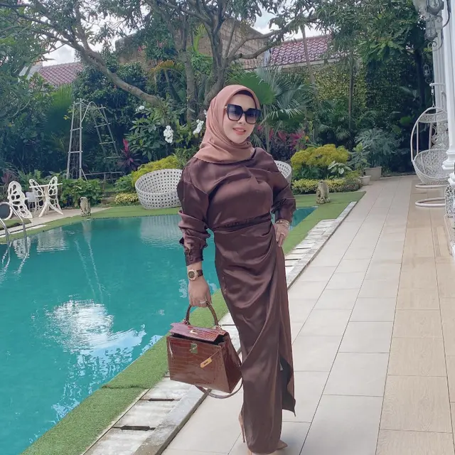 Potret Taman Rumah Syahrini di Bogor