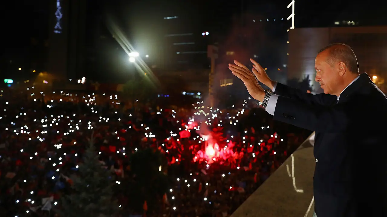 Menang Pemilu Turki, Erdogan Sapa Ribuan Pendukung di Ankara