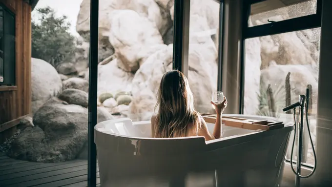 Jaga Kesegaran dan Aroma Tubuh dengan Wewangian Seru dari Ekstrak Buah-Buahan Tropis