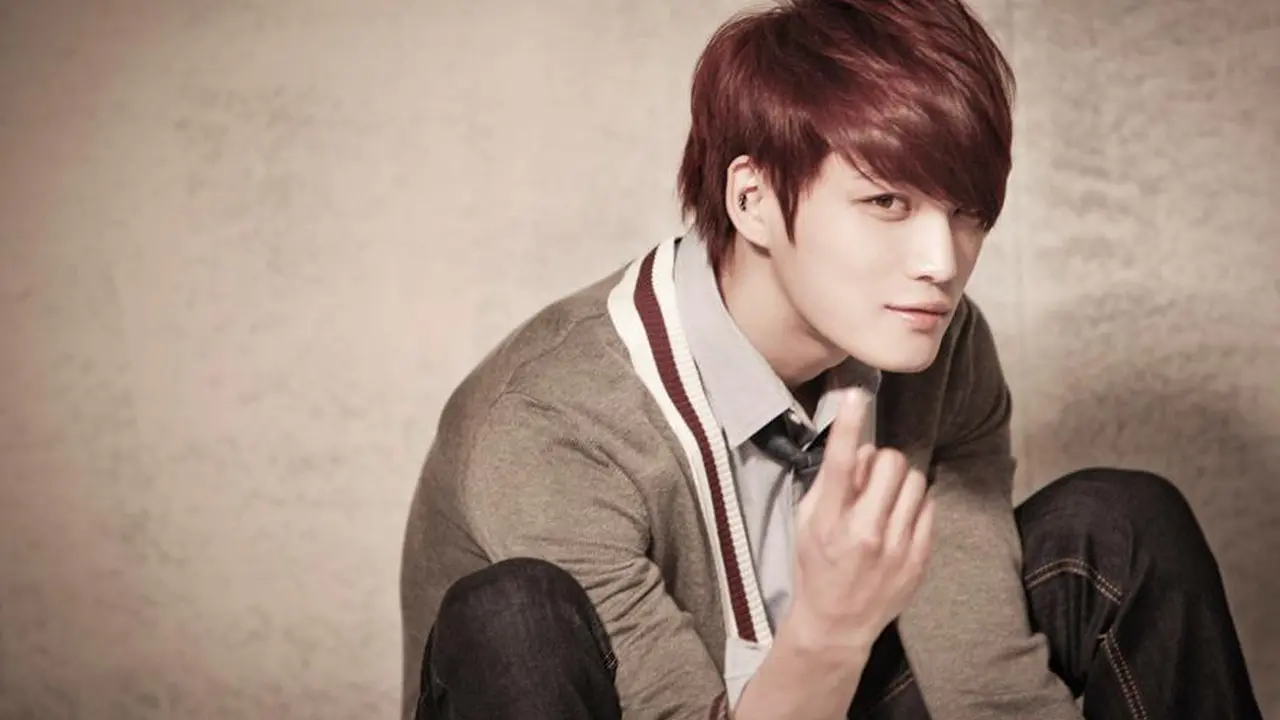 Kim Jaejoong Bersinar Jadi Model Majalah di Jepang
