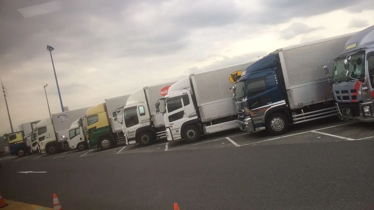 Truk di Jepang