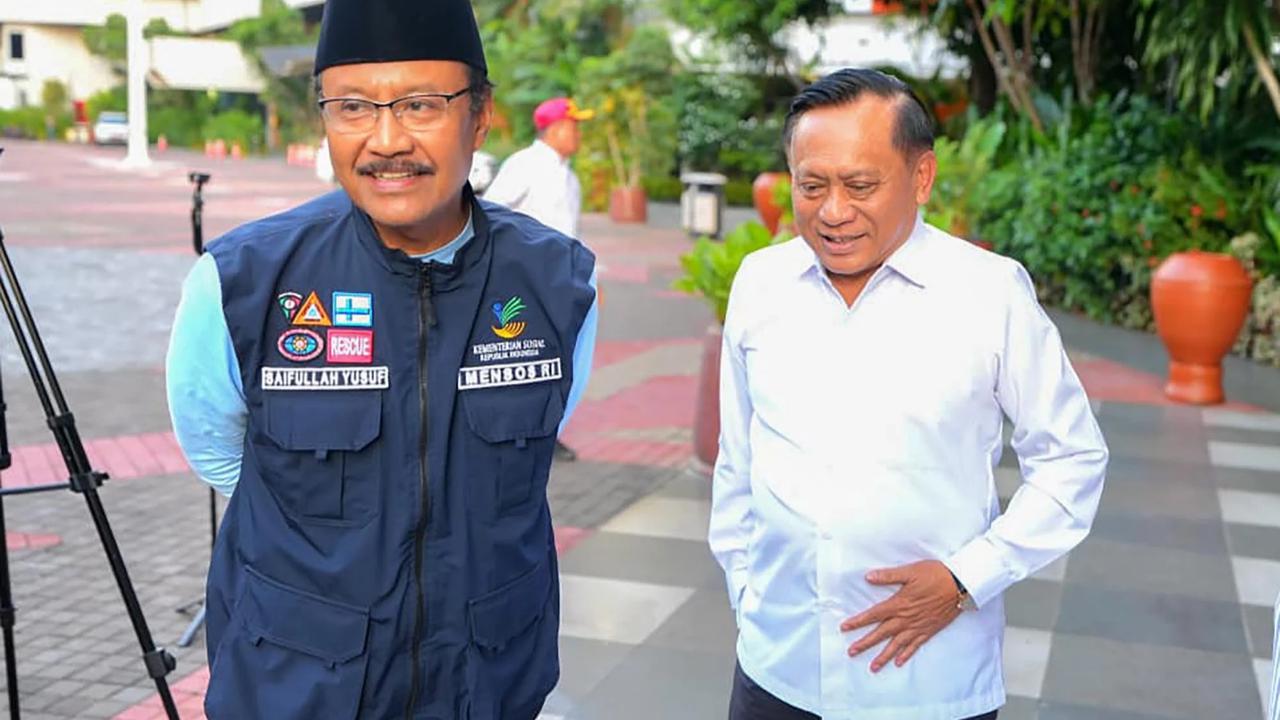 FOTO: Emtek Group Salurkan Bantuan Kemanusiaan untuk Wilayah Terdampak Bencana Sumatera