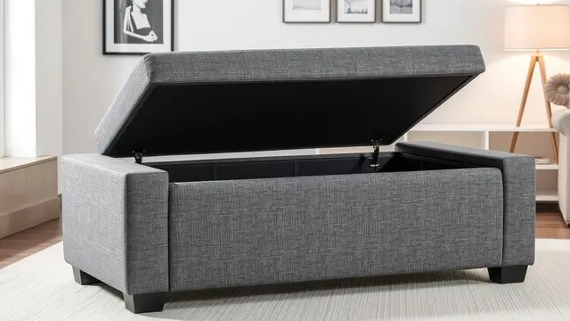 Sofa dengan Fitur Penyimpanan