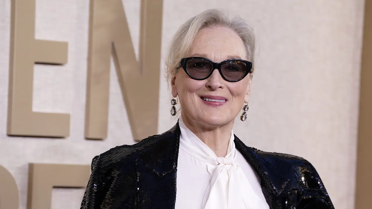 Meryl Streep dalam Golden Globe Awards 2024. (Jordan Strauss/Invision/AP)