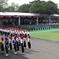 Pasukan Pengibar Bendera Pusaka (Paskibraka) Nasional 2019 mengikuti gladi kotor kedua Upacara Peringatan Detik-Detik Proklamasi Kemerdekaan Indonesia di Istana Negara, Rabu (14/8/2019). (Liputan6.com/Angga Yuniar)