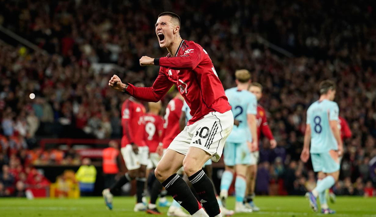 Benjamin Sesko menambah skor menjadi 2-0 lewat skema serangan balik cepat. (AP Photo/Dave Thompson)