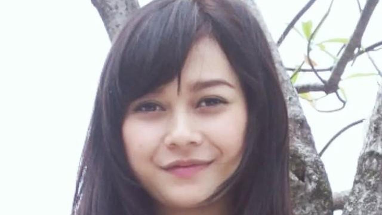 7 Potret Lawas Aura Kasih yang Cantik Sejak Dulu, Saat TK Mirip Arabella