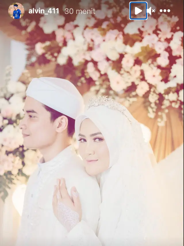 Unggahan Alvin Faiz. (Foto: Instagram @alvinfaiz)