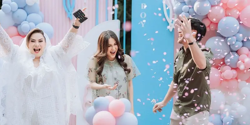 Penampilan Vicy Melanie di Acara Gender Reveal, Siap Sambut Anak Perempuan