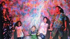 Hampir 10 tahun menikah keduanya sudah dikaruniai 4 orang anak, yaitu Kana Sybilla Bramantyo, Kala Madali Bramantyo, Bhai Kaba Bramantyo, dan Bhre Kata Bramantyo.(Liputan6.com/IG/zaskiadyamecca)