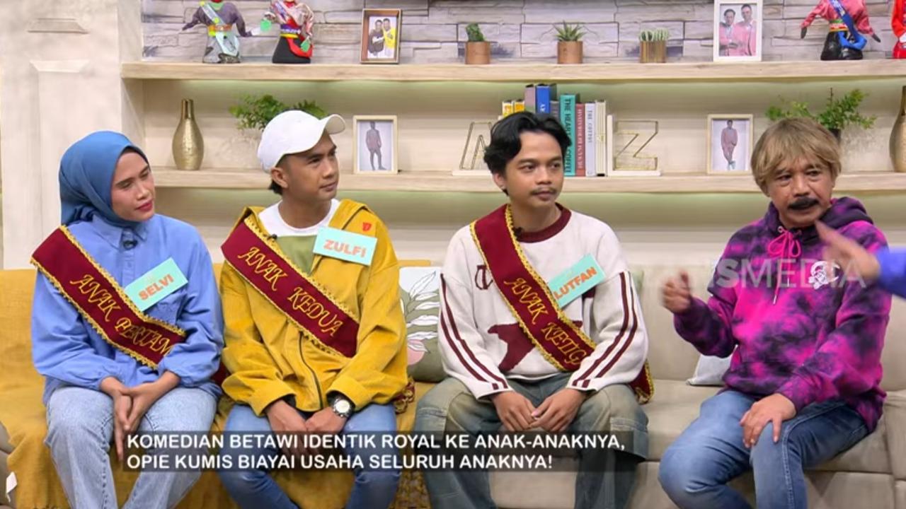 Sempat Punya 4 Istri, Potret Anak-anak Opie Kumis Jarang Tersorot - Berprofesi Pedagang Seblak Hingga Barista