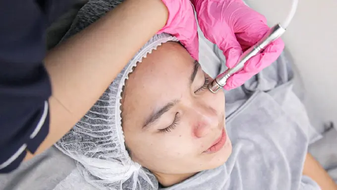 Perawatan Wajah yang Membuat Wajah Glowing Untuk Persiapan Imlek