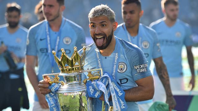 Foto: Pensiun di Barcelona, Sergio Aguero dan Raihan 21 Trofi Bersama 4 Klub dan Timnas Argentina dalam 18 Tahun Perjalanan Karier