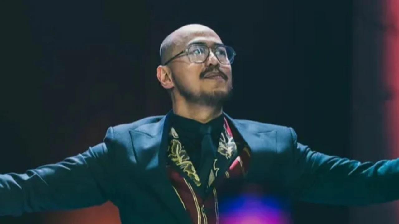 Profil Pandji Pragiwaksono yang Dilaporkan Gara-Gara Materi Stand Up Mens Rea