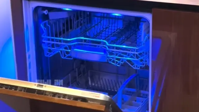 Fuji beli rumah mewah (YouTube/Fuji An)