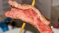 Daging wagyu A5 Jepang berpadu kuliner Indonesia di jamuan makan siang eksklusif yang digelar Arita Wagyu Farm dari Miyazaki bersama Alpha Agro Indonesia di Tugu Kunstkring Paleis, Jakarta, 6 Agustus 2026. (Liputan6.com/Asnida Riani)