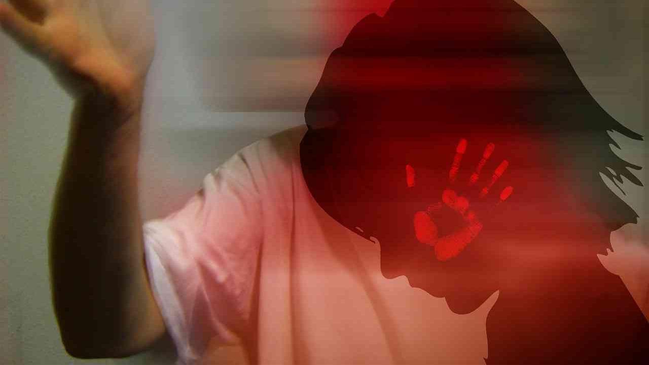 Pengasuh Siksa Bocah 9 Tahun Saat Ditinggal Orang Tua Berlibur