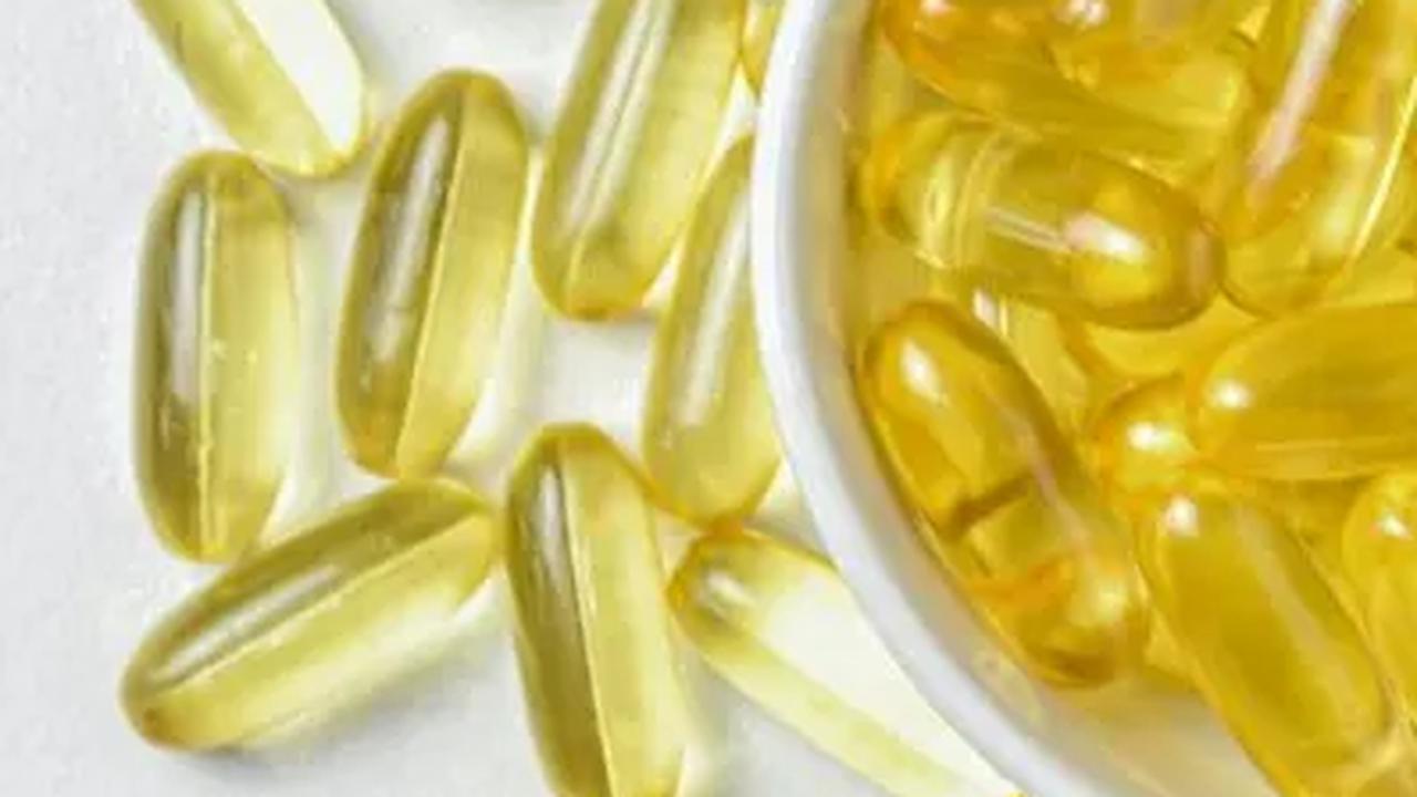 5. Kalsium:<br>Selain penting untuk tulang, kalsium berkontribusi pada kesehatan jantung, fungsi otot, dan keseimbangan hormonal. Kalsium juga terkait dengan risiko endometriosis dan ovulasi.