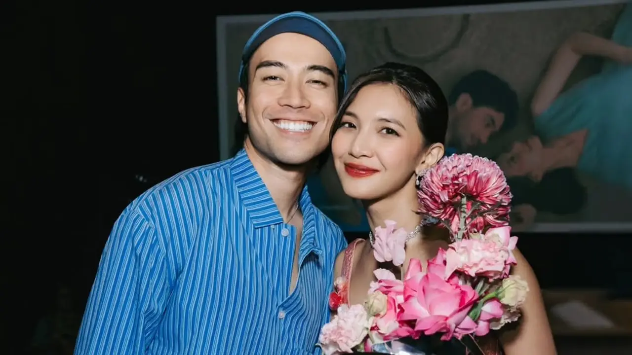 Potret Romantis Vidi Aldiano dan Sheila Dara di Berbagai Momen. (instagram/sheiladaisha/Vidialdiano)
