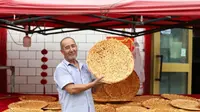 Roti Naan Kuqa, Hidangan yang Tak Terpisahkan dari Kehidupan Warga Xinjiang