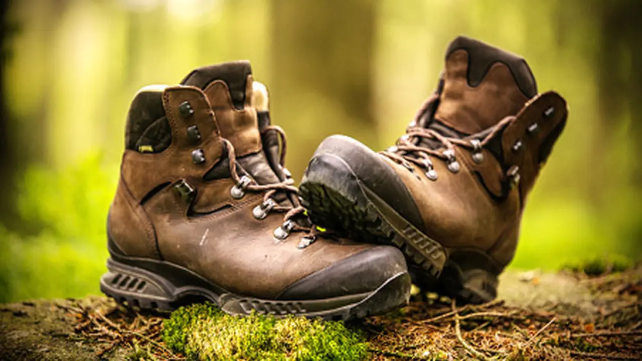 Musim Hujan, Pilihlah Sepatu Boots Biar Aman