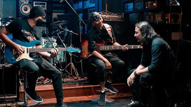 Ello. (Foto: Instagram @marcello_tahitoe)