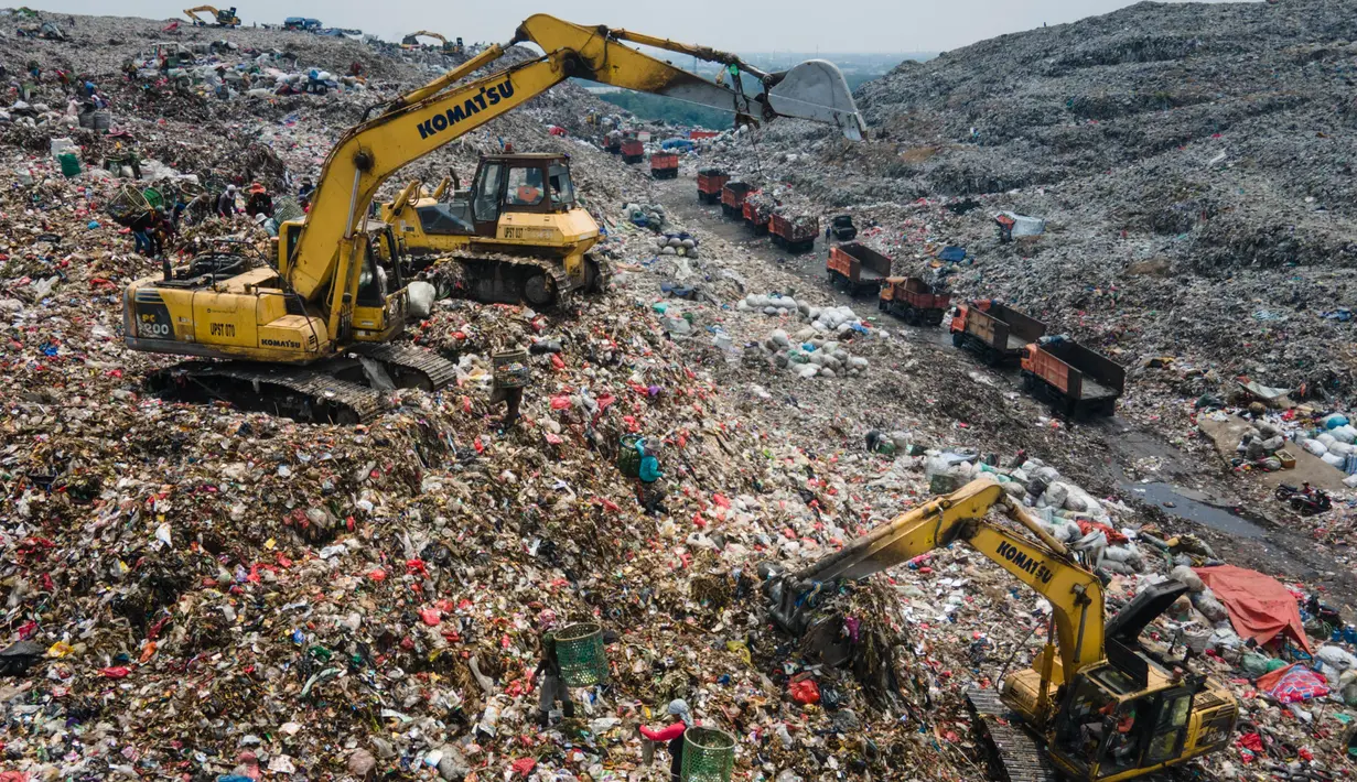 Kota Jakarta dan sekitarnya bakal menghadapi krisis lahan untuk lokasi pembuangan sampah. (Yasuyoshi CHIBA/AFP)