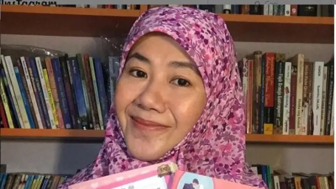 Tips Menulis Novel di Aplikasi Digital dari Asma Nadia