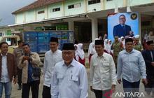 Menko Pangan Zulkifli Hasan Dorong Penguatan KDMP Bojonegoro untuk Ekonomi Desa