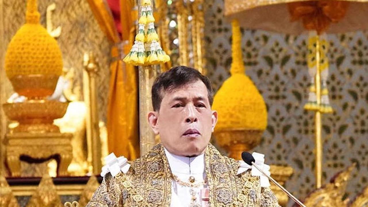 FOTO: Melihat Raja Terkaya di Dunia Rayakan Ulang Tahun, Duduk di Singgasana Megah Berlapis Emas