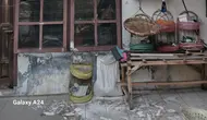 Langit Lampung Gelap Akibat Abu Anak Krakatau, Warga Mulai Sesak Napas