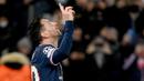 Lionel Messi. Striker Argentina berusia 34 tahun yang kini memasuki musim pertama bersama PSG ini total mencetak 29 gol di 16 Besar Liga Champions. Gol teranyarnya dicetak saat membela Barcelona bermain imbang 1-1 dengan tuan rumah PSG (10/3/2021) di leg kedua musim 2020/2021. (AFP/Franck Fife)